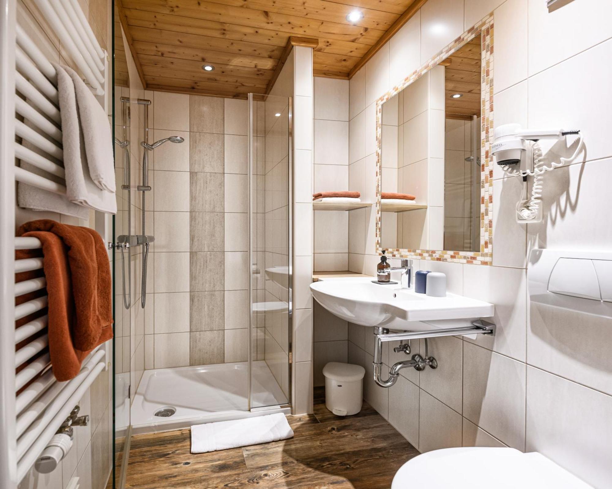 Ferienhaus Birgit - Inklusive Eintritt Alpentherme Bad Hofgastein Exterior foto